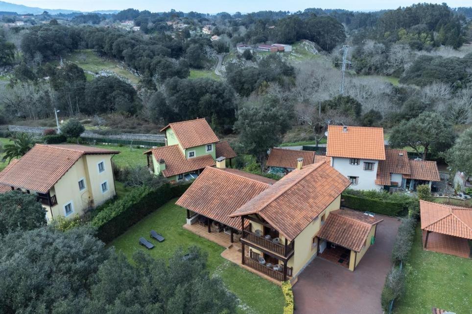 Chalet El Neru Cuerres Bagian luar foto